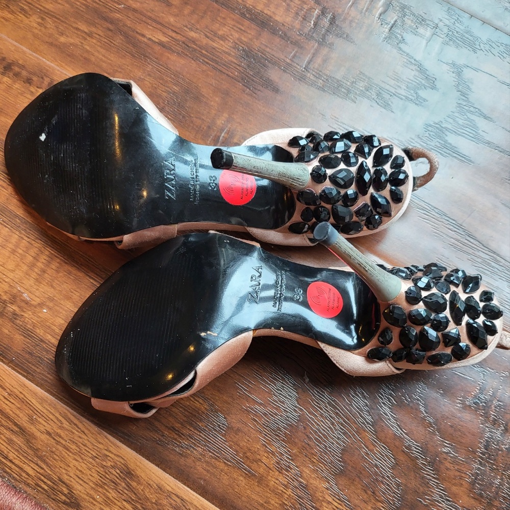Shoes - Picture 8 of 12